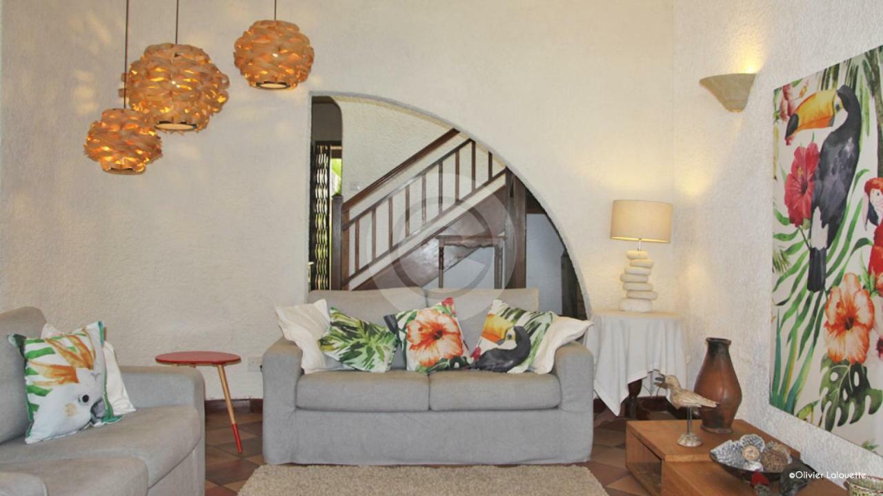 Fantastic Spacious Beachfront Villavacances غراند بايَ المظهر الخارجي الصورة