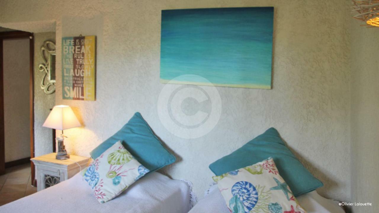 Fantastic Spacious Beachfront Villavacances غراند بايَ المظهر الخارجي الصورة